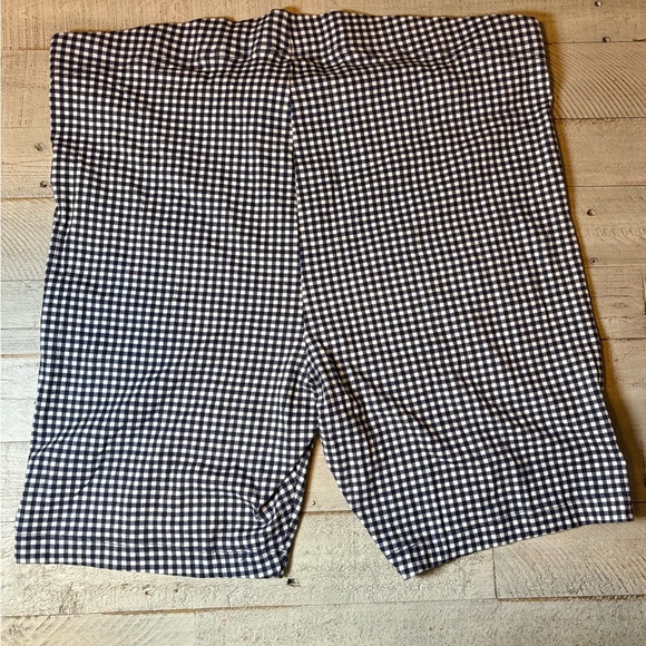 Old Navy Blue & White Gingham Bike Shorts 2X - Picture 9 of 9